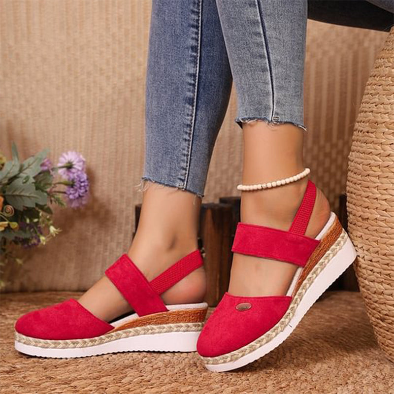 Geschlossene Zehen Riemchensandalen mit niedrigem Keil